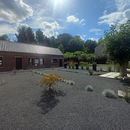 Gites "Pourquoi Pas Au Canard" Proche De Pairi Daiza Jurbise Exterior foto